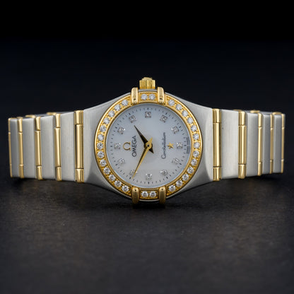 OMEGA Constellation 23mm Factory Diamond MOP Dial 23mm 18k Gold Ladies Watch4