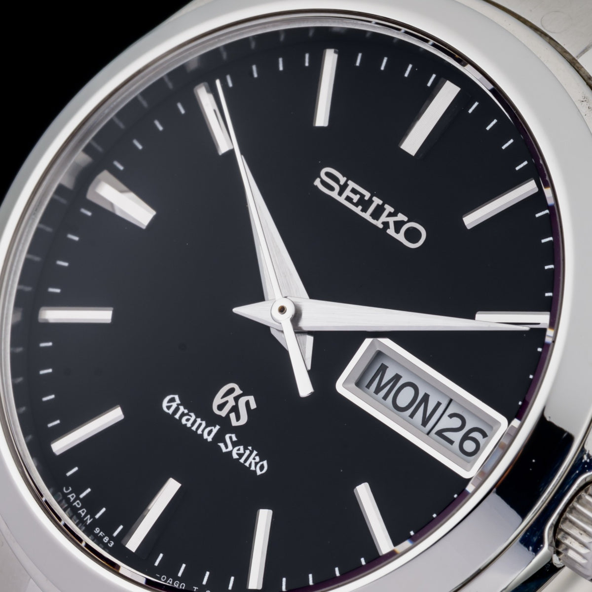 Grand Seiko Heritage SBGT037 Black Dial 37mm Quartz Steel Men's Watch3