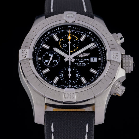 Breitling Avenger Chronograph A13317 45mm Automatic Black Dial Men's Watch +B&P0