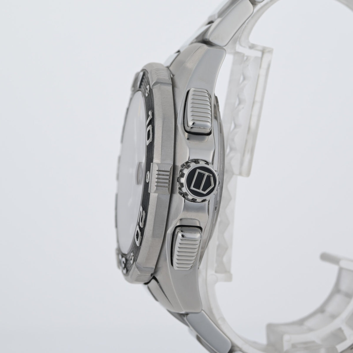 TAG Heuer Aquaracer Diver Calibre 16 Chrono CAJ2110 0 Black 44mm Auto Men Watch4